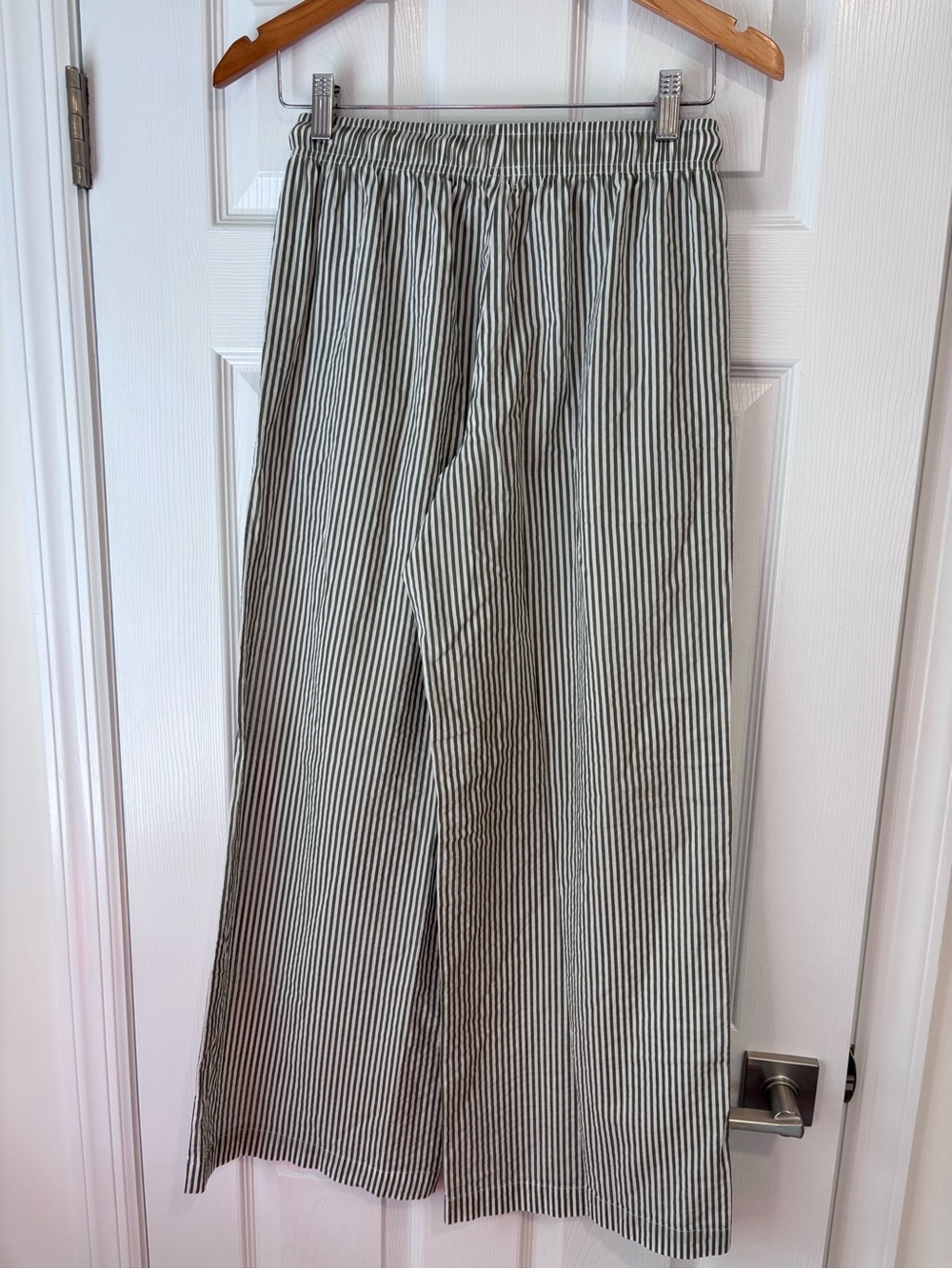 DONNI The Pop Stripe Drawstring Pant in rosemary size small - Picture 3 of 6